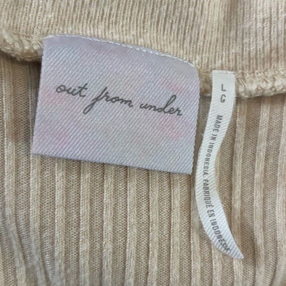 Out From Under Top - Picture 6 of 8